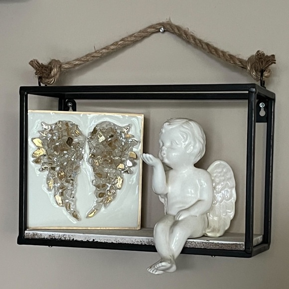 Elegant hand made angel wing glass art block - Picture 5 of 5